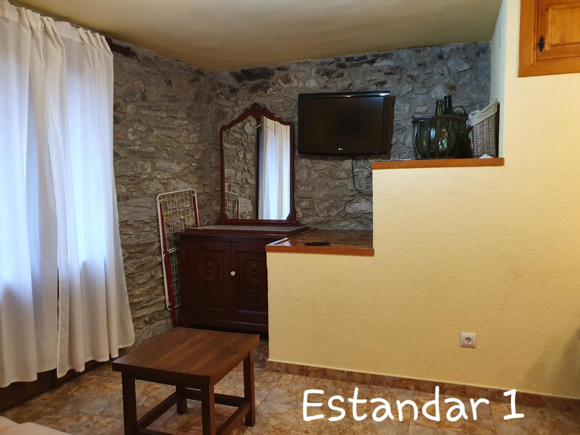 Apartaments Rurals XIX Queralbs Quarto foto